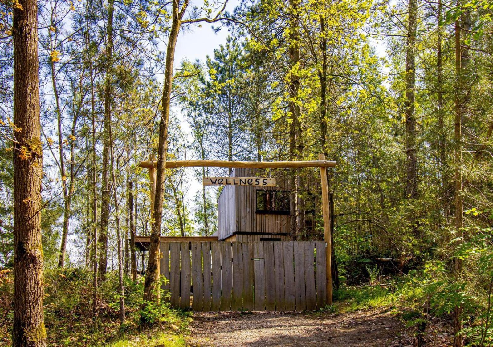 Recreatiedomein Warredal Neeroeteren Buitenkant foto